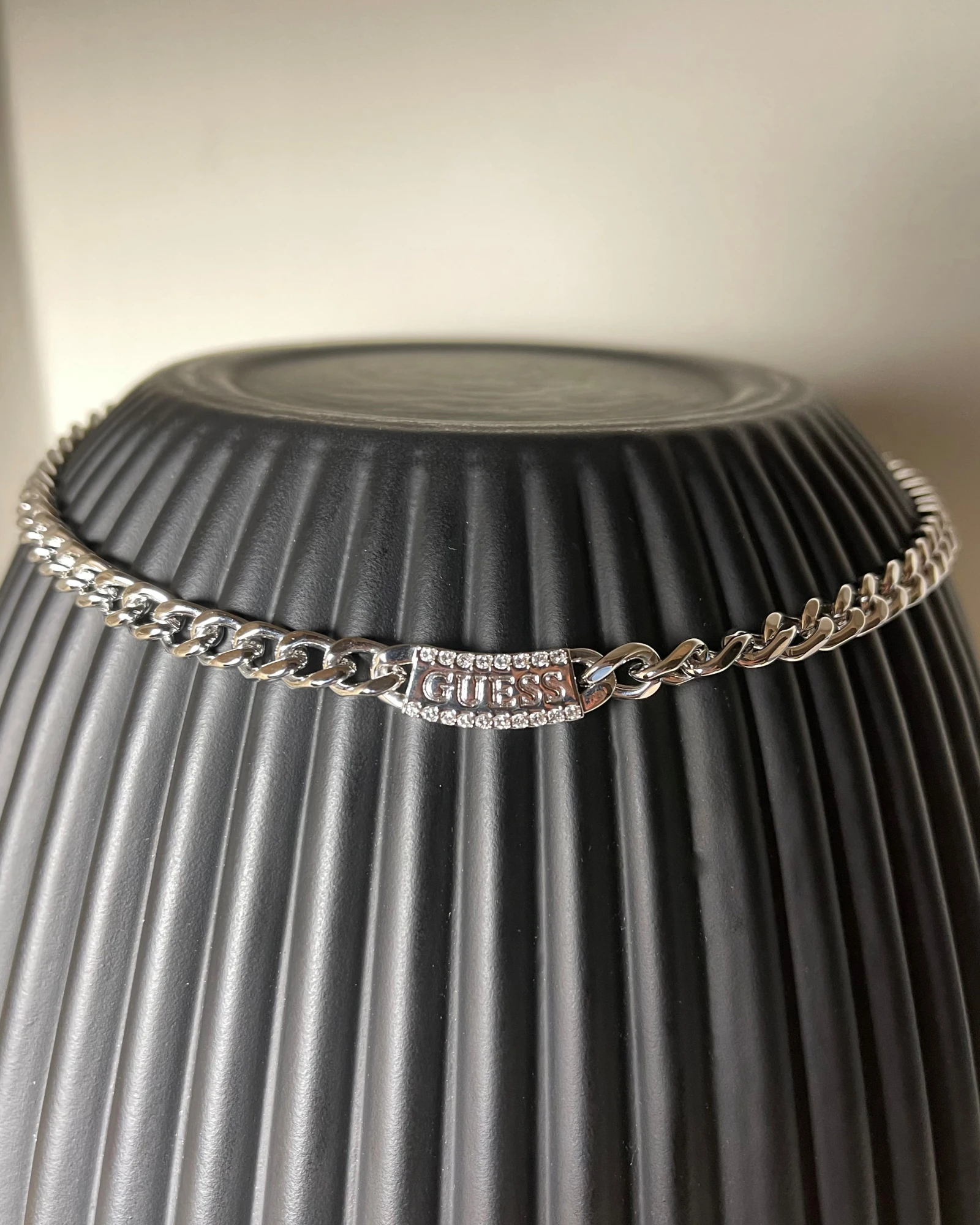 Catenina in acciaio Guess cod: UBN61022