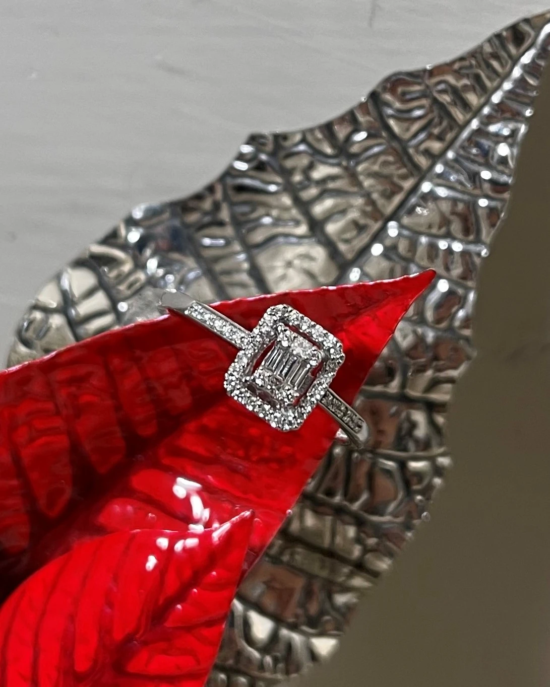 013 Miluna Anello oro con brillanti cod: LID3503