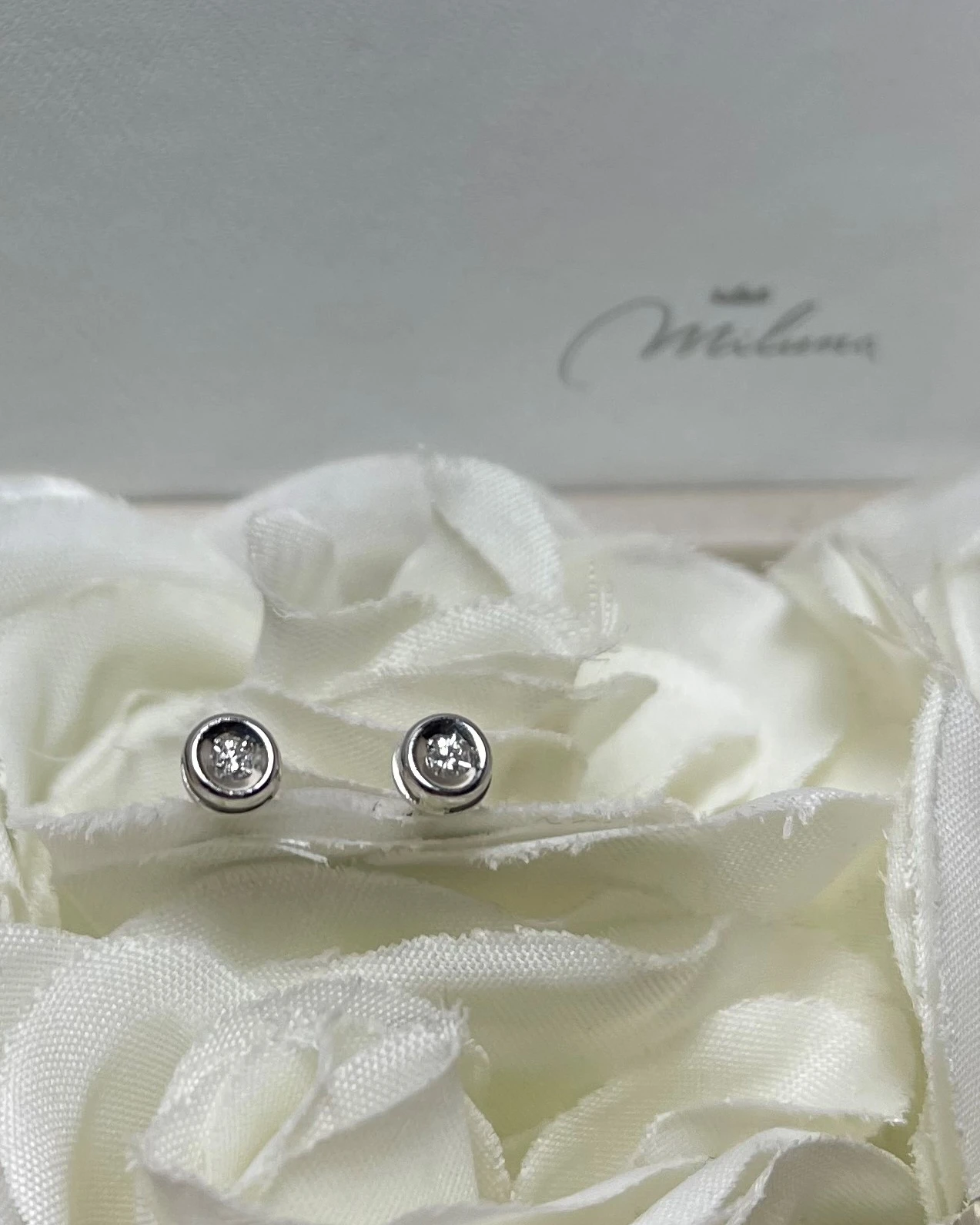 013 Miluna Orecchini in oro con Brillanti cod: ERD2268-006G7