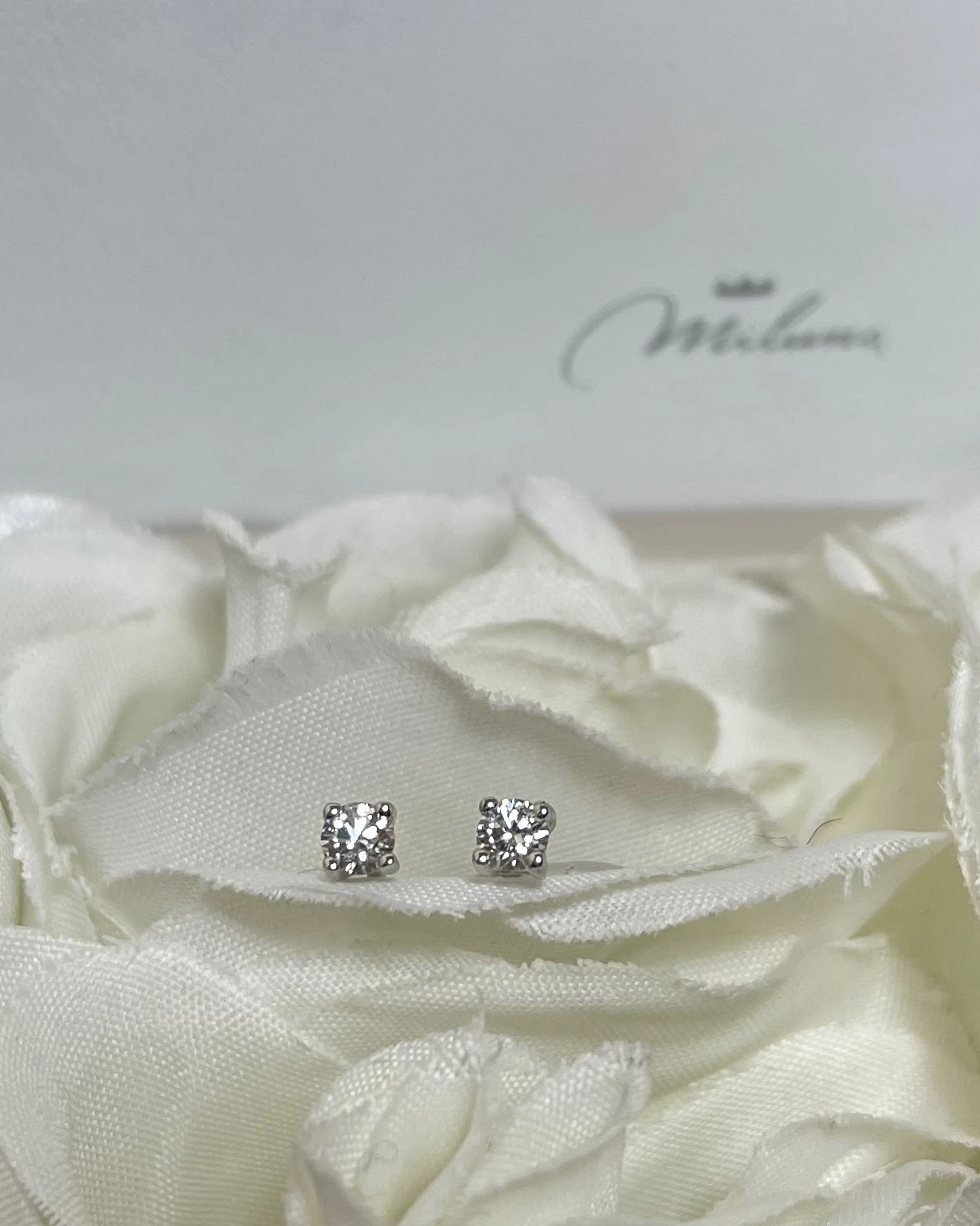 013 Miluna Orecchini in oro con Brillanti cod: ERD2307-028G7