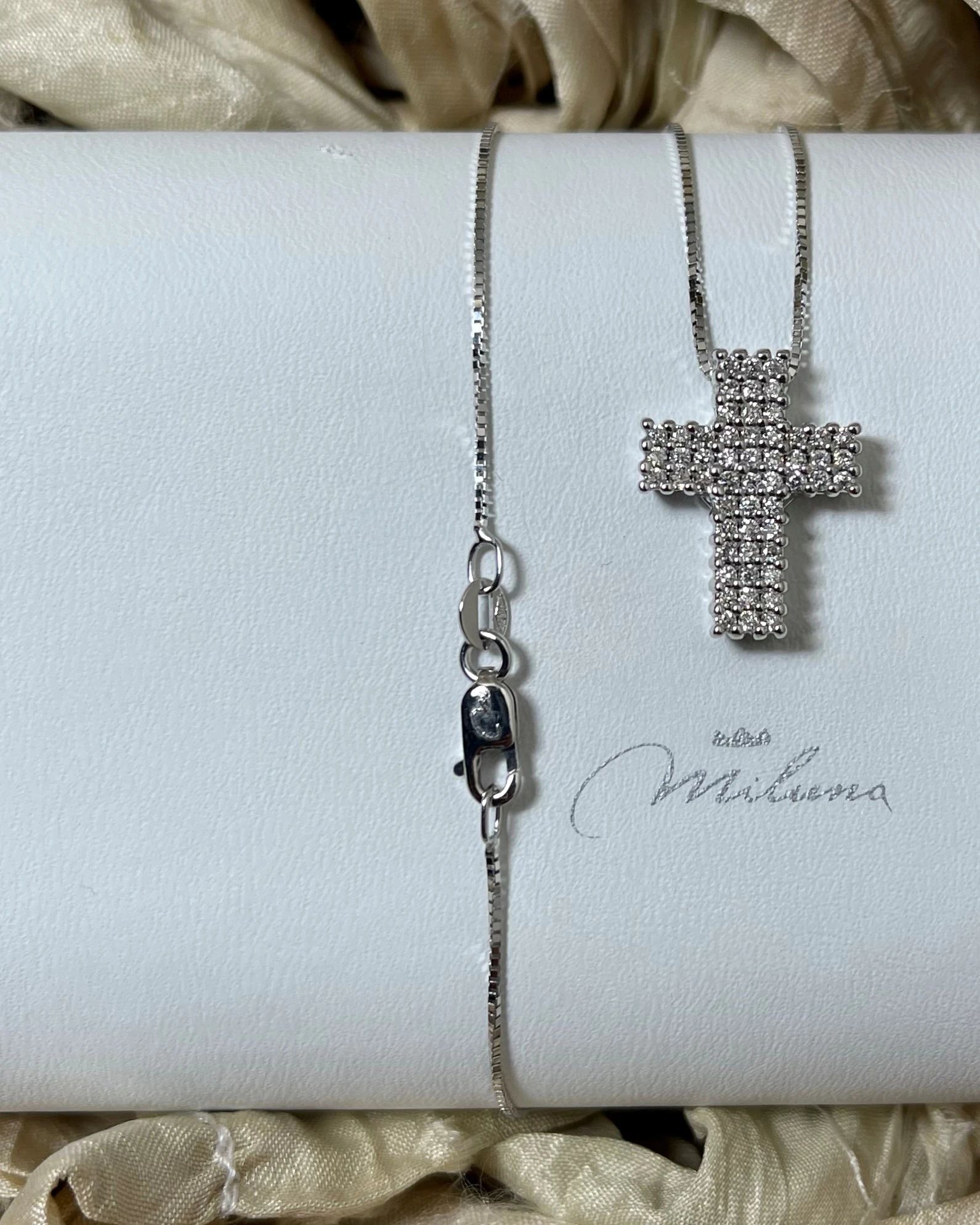 013 Miluna Collana oro bianco con brillanti cod: CLD3972