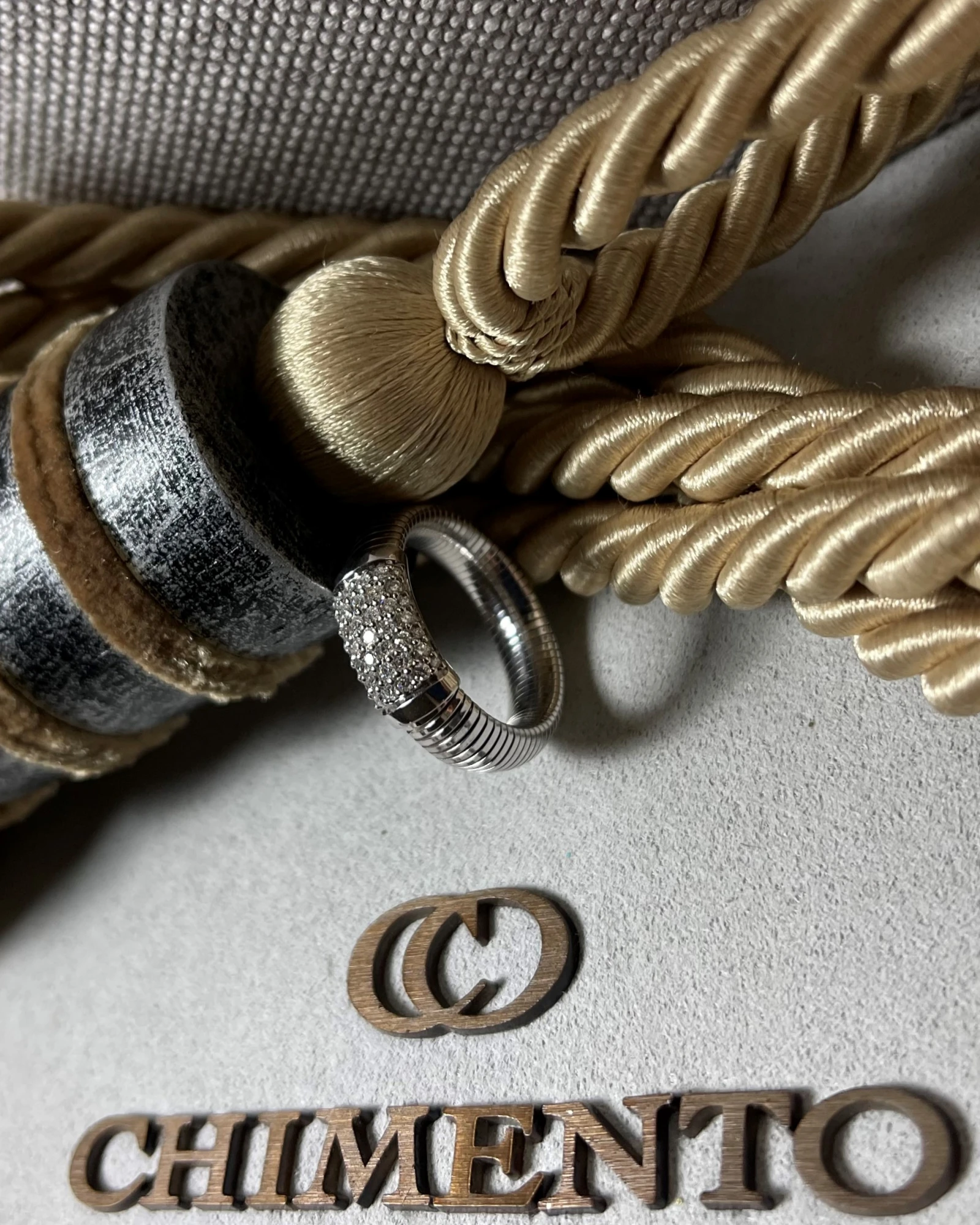 016 Chimento Anello oro con brillanti cod: 51037361