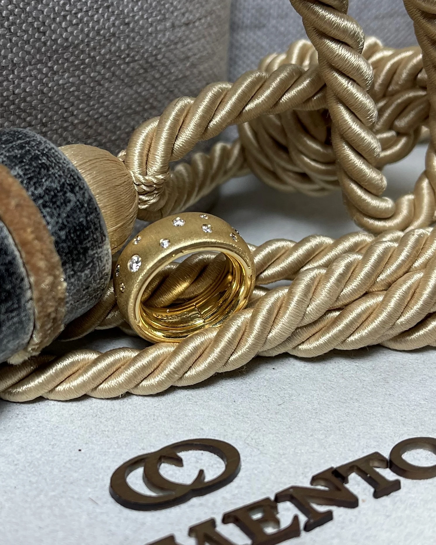 016 Chimento Anello oro con brillanti cod: 51030990