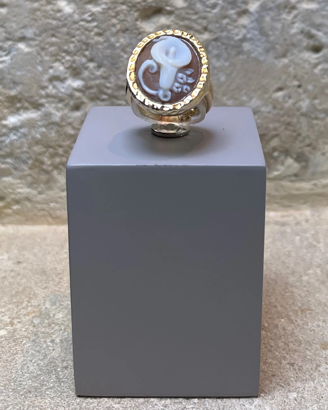 Anello argento giallo con cameo cod: A18