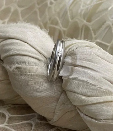 015 Anteo fede in oro bianco con brillanti  cod: 0236B