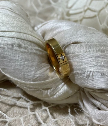 015 Anteo fede in oro giallo con brillanti  cod: T133/1