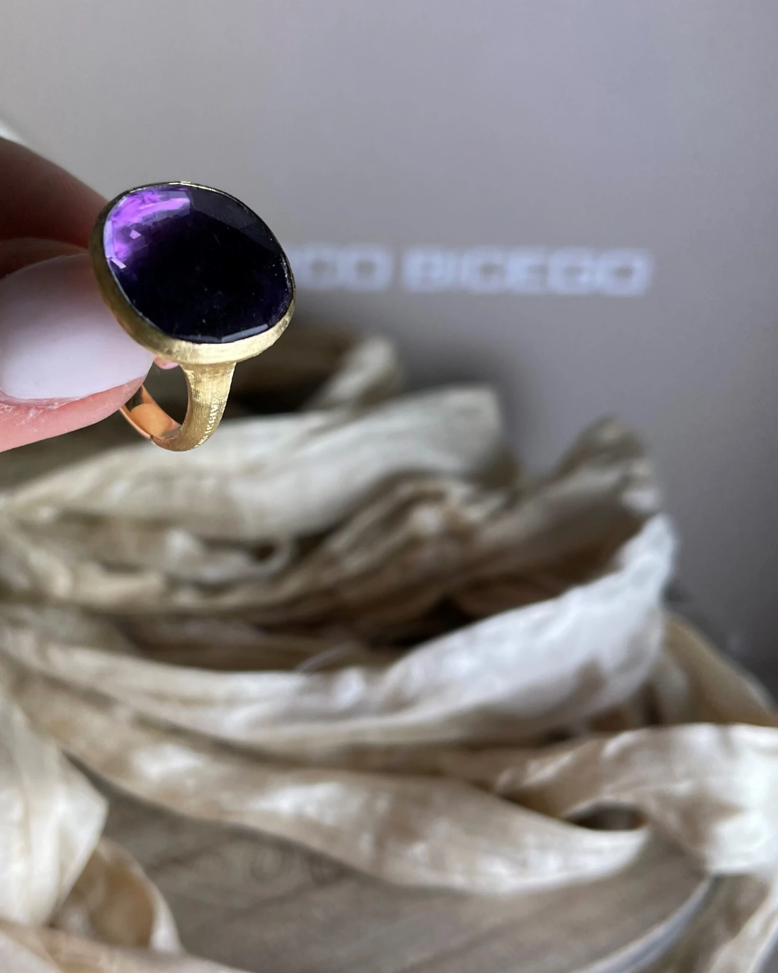 012 Marco Bicego Anello oro e ametista cod: AB451-AL01 (Y-02)