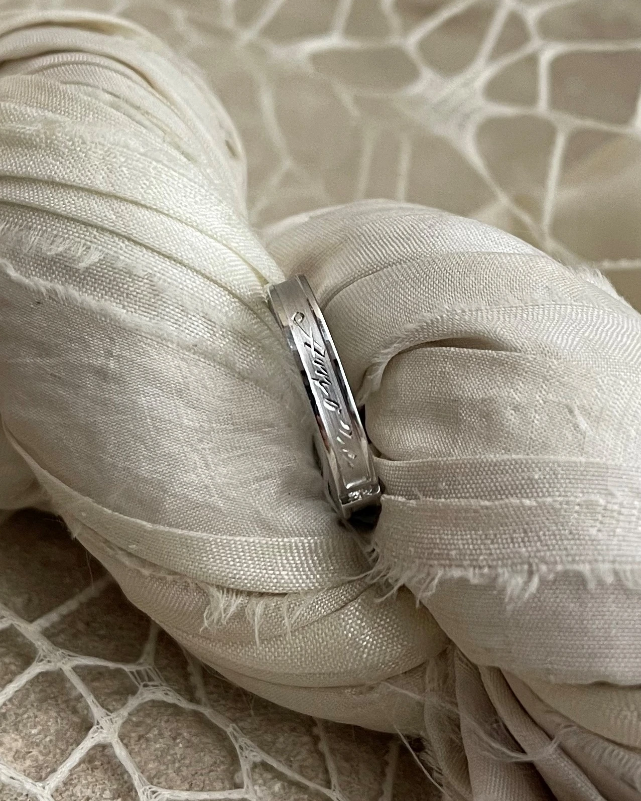 015 Anteo fede in oro bianco con brillanti  cod: 0808