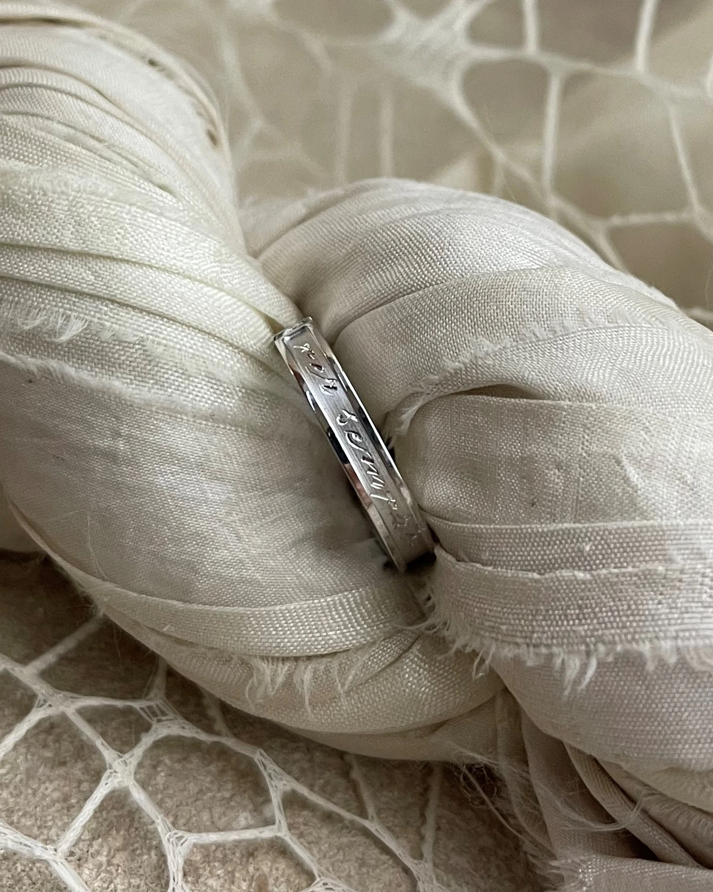 015 Anteo fede in oro bianco con brillanti  cod: 0808