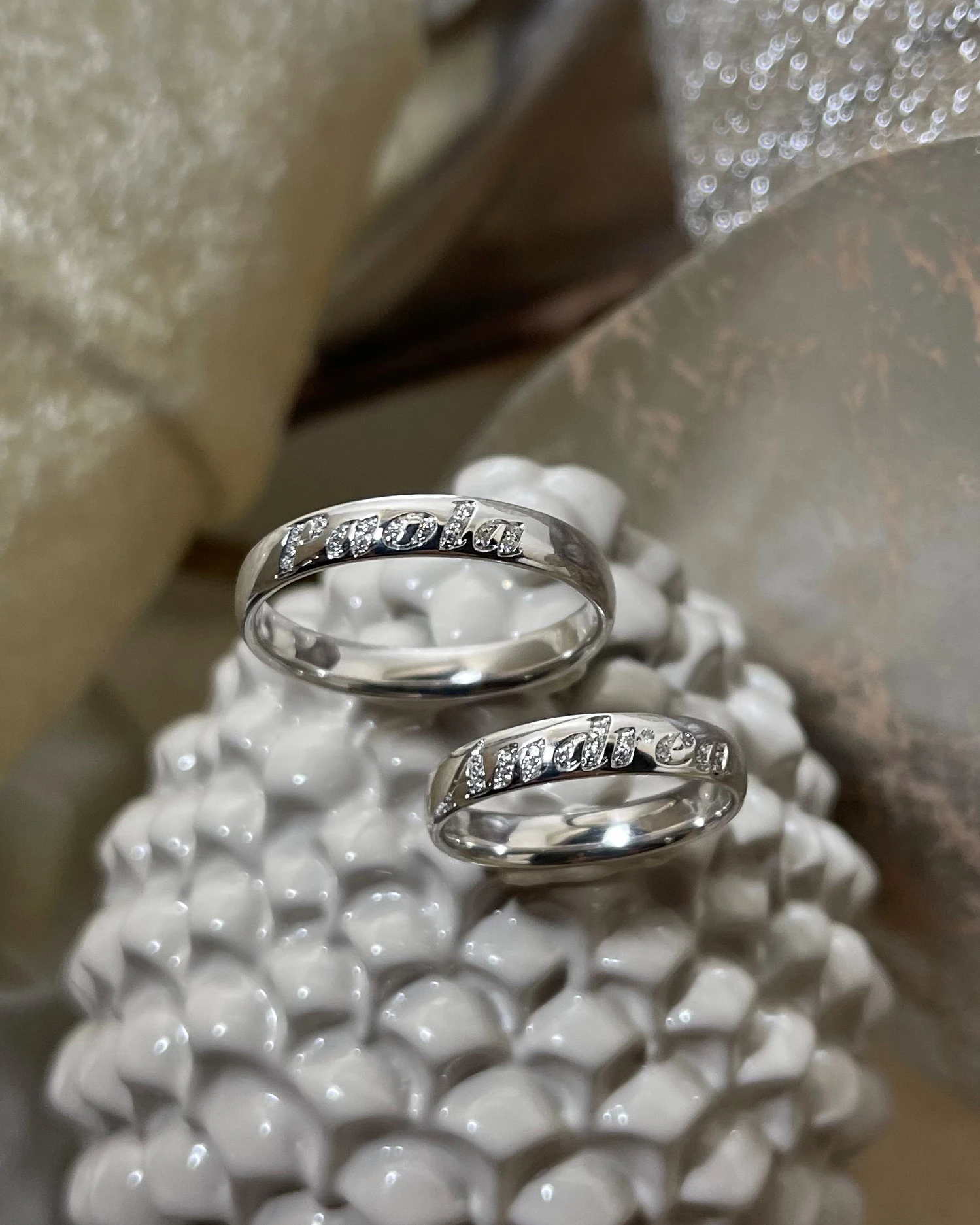 014 Polello fede in oro bianco con brillanti  cod: B3111DB