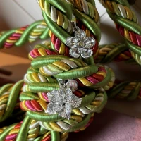 022 Rosato Charm argento con zirconi cod: RSE029