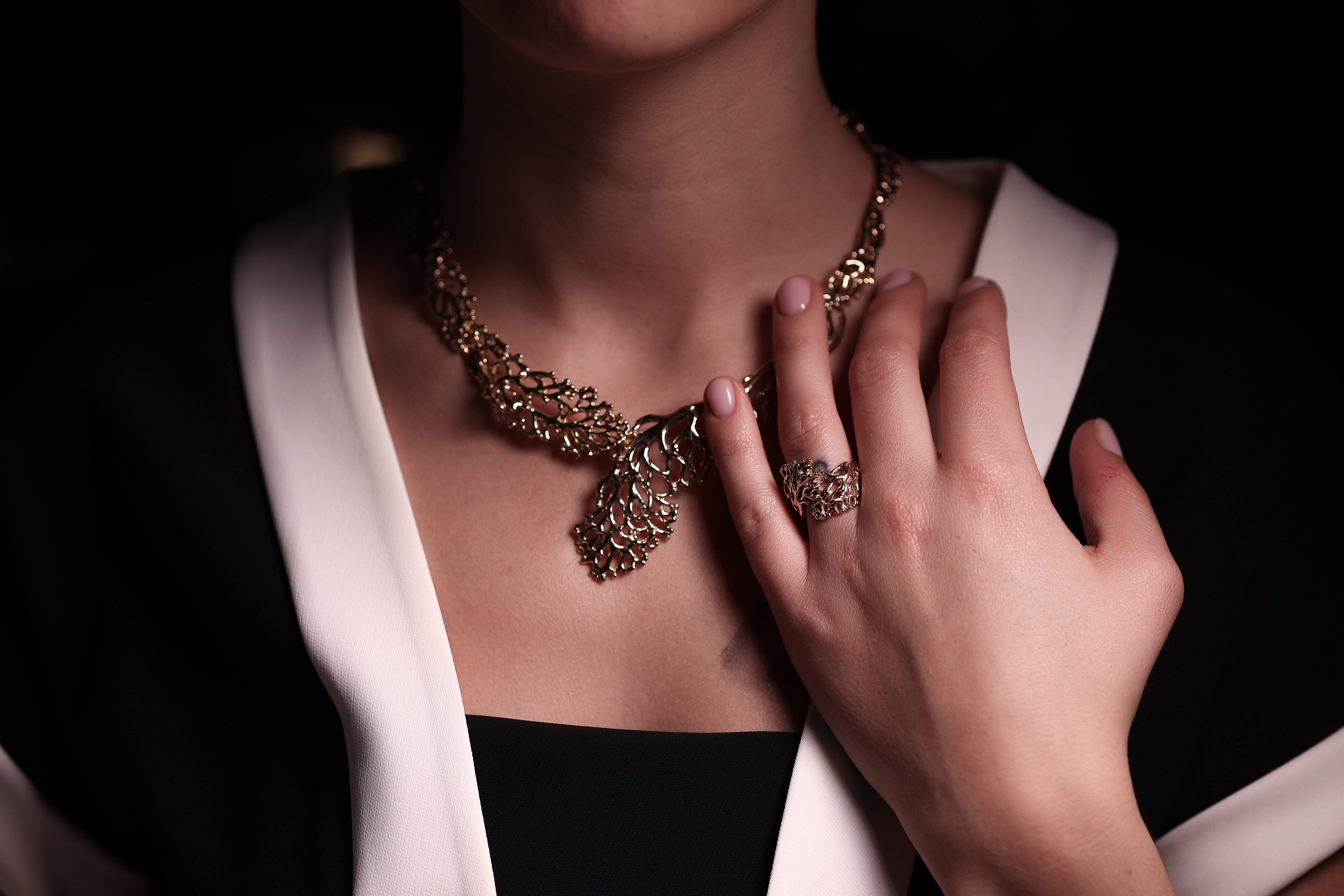 Anello Contrarie Coral in Argento Giovanni Raspini Cod. 11925